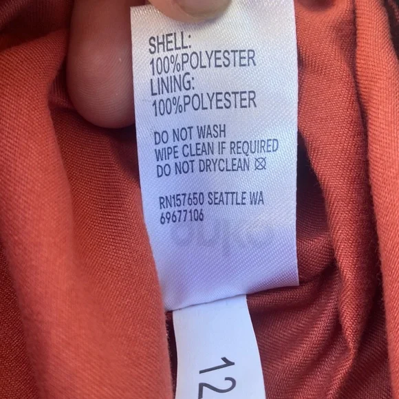 COOL RUCKSACK 🎒 Maroon + black silver zip details adjustable straps zip pocket - Picture 4 of 6